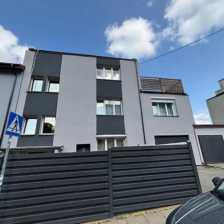 Apartment Pomorska 49b Dla 2-8 Os Z Tarasem